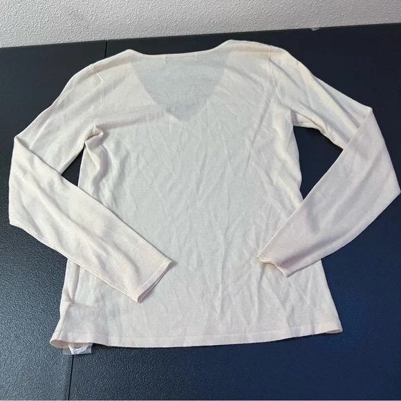 Lauren Ralph Lauren silk blend cream v-Neck sweater to Women’s Size Small - Picture 3 of 5